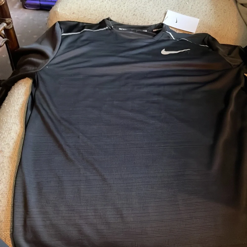 Nike Dri-Fit‎ Running Black Top
